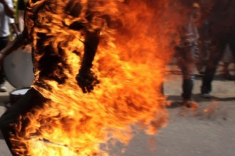 Burkina Faso : Un jeune homme se suicide par immolation dans une station-service à  Dédougou